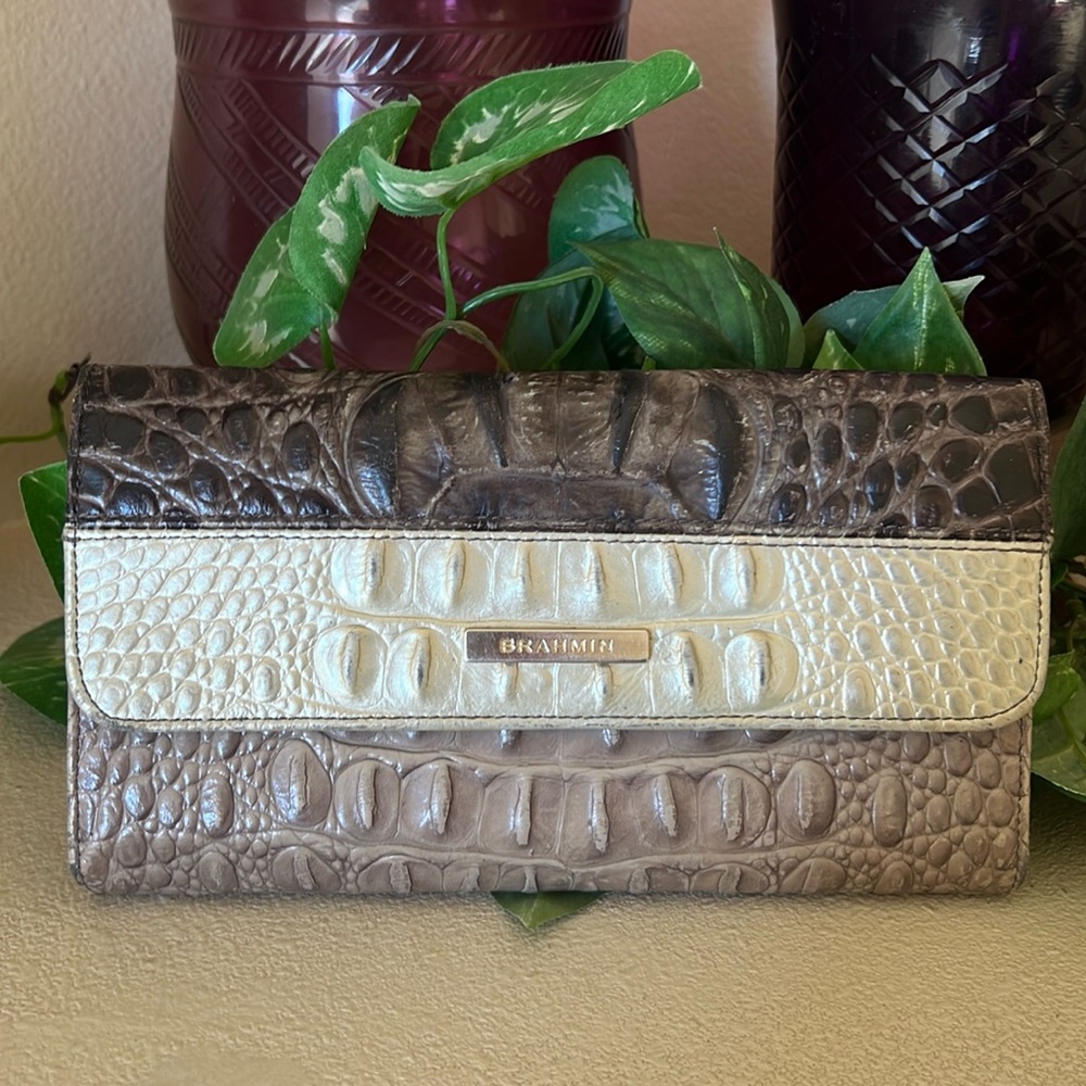 Brahmin Trifold wallet